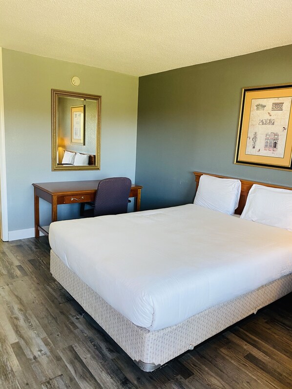 Standard Single Room, Smoking