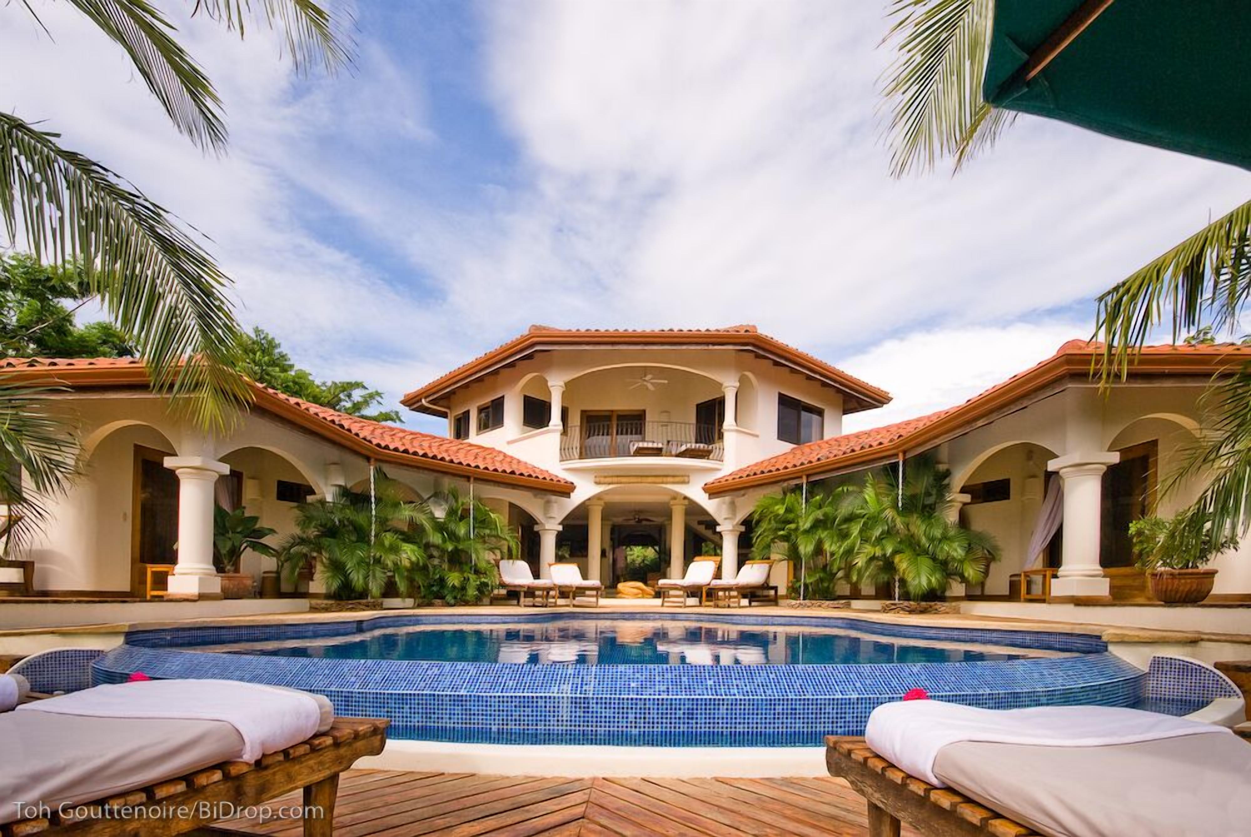 Bagian depan properti