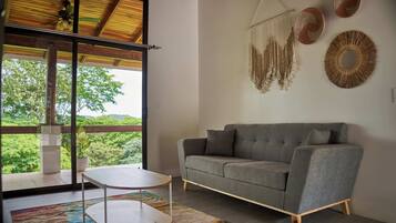 Egyptian cotton sheets, premium bedding, down duvets, pillow-top beds