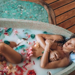 Private spa tub