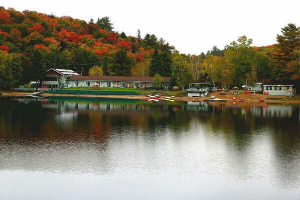 View from property - Algonquin Lakeside Inn (Algonquin Highlands)