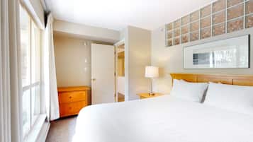 Condo, 2 Bedrooms | 1 bedroom, free WiFi, bed sheets