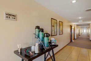 Colazione self-service inclusa, servita tutte le mattine 