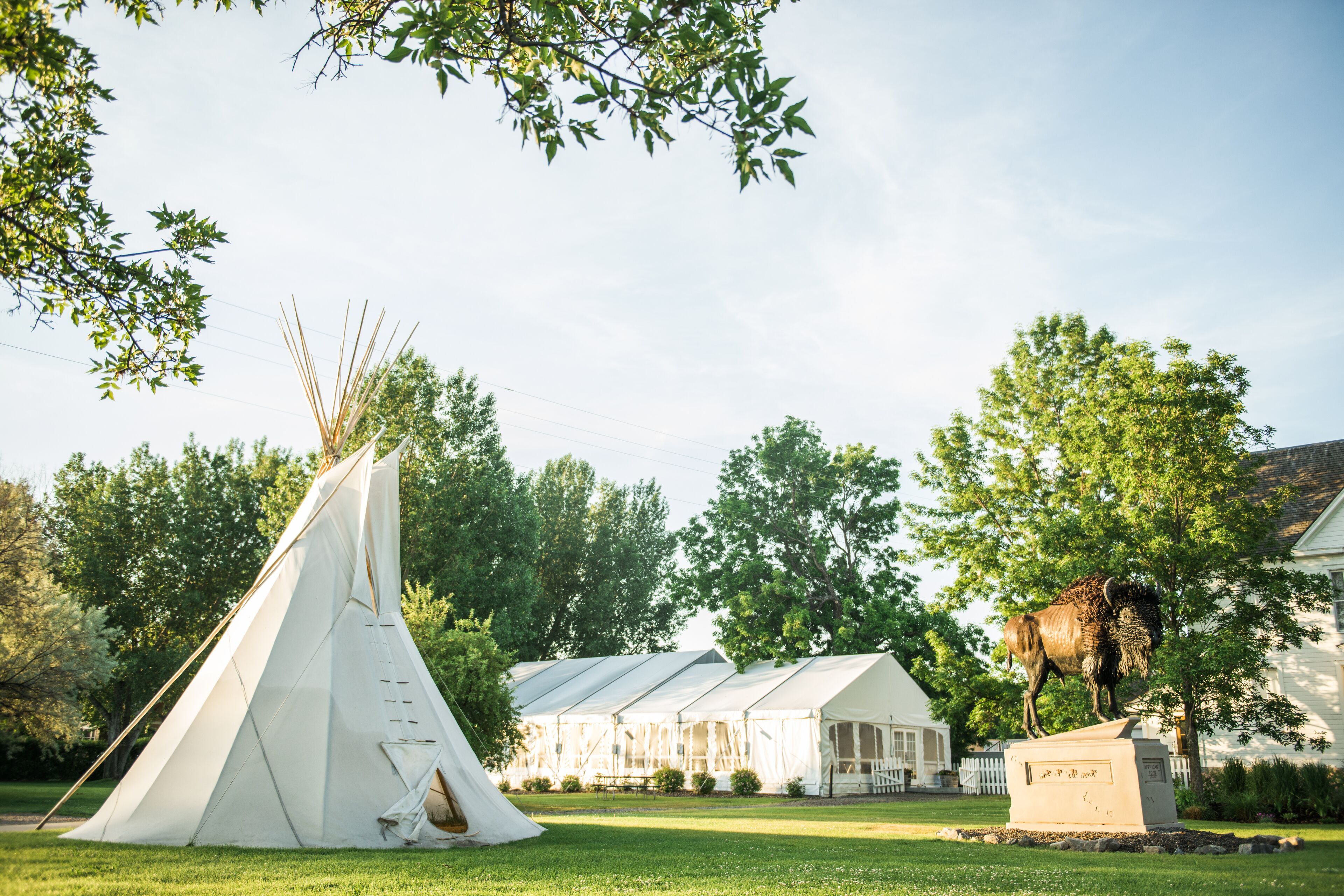 outdoor banquet area