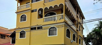 Del Sol Suites & Apartments
