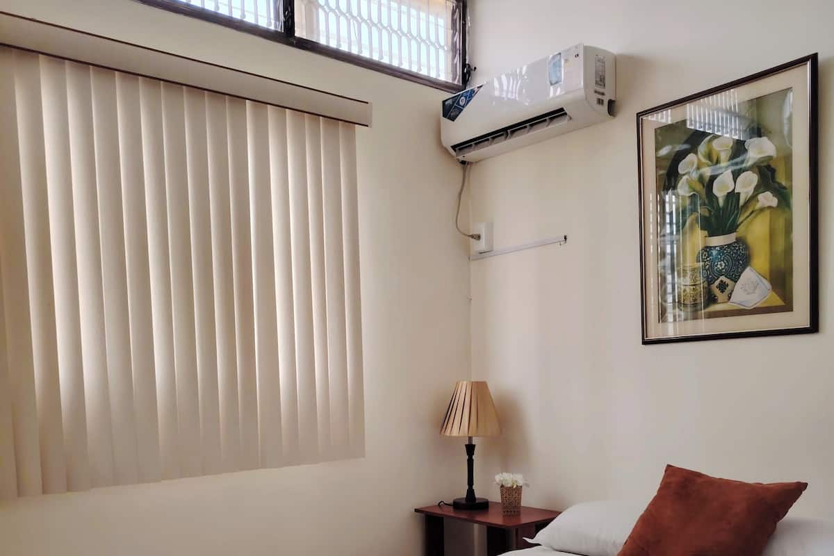 2 bedrooms, desk, free WiFi