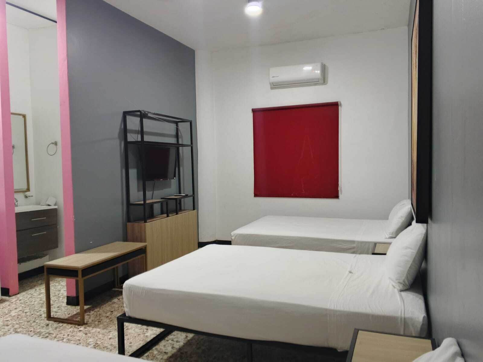 Photo - Unidades Privadas con AC-TV-WiFi y Estacionamiento en Centro de MTY