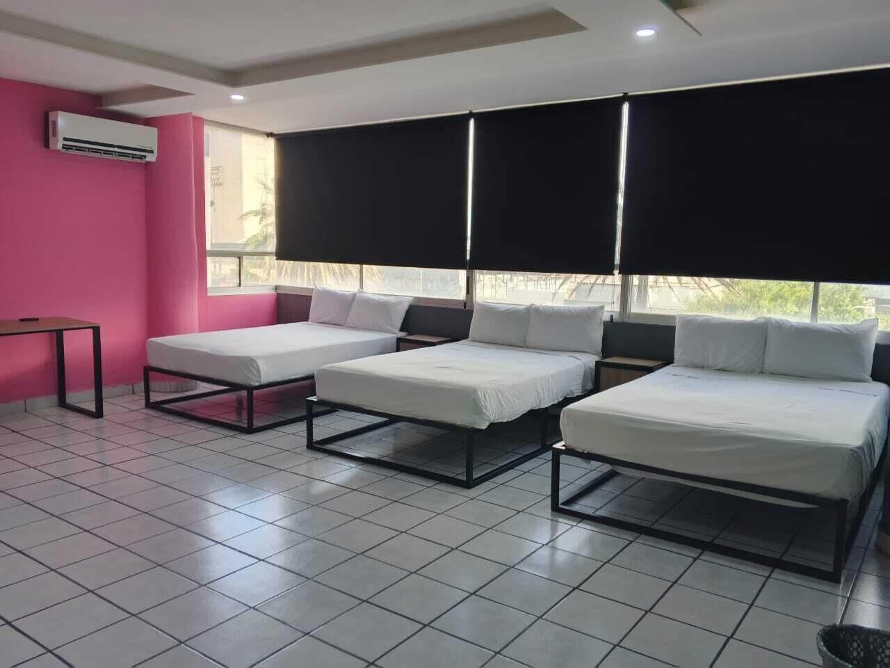 Foto - Unidades Privadas con AC-TV-WiFi y Estacionamiento en Centro de MTY