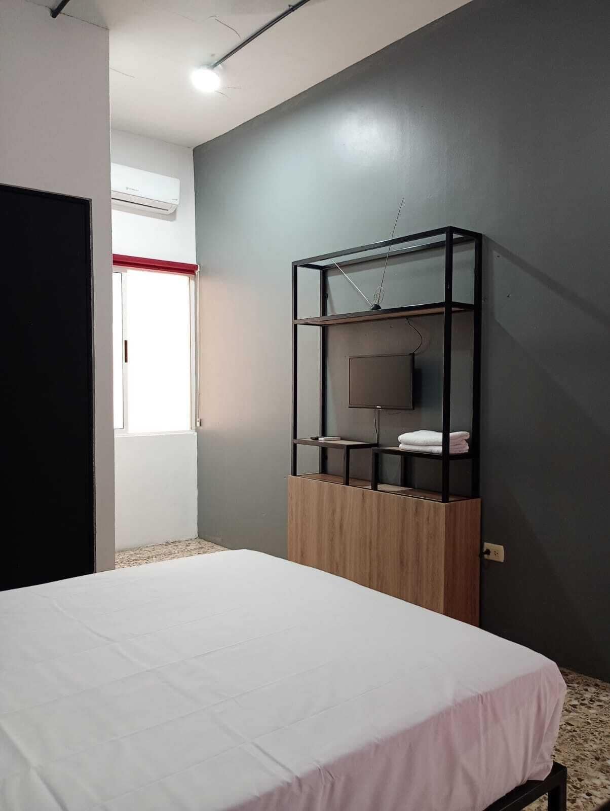 Foto - Unidades Privadas con AC-TV-WiFi y Estacionamiento en Centro de MTY