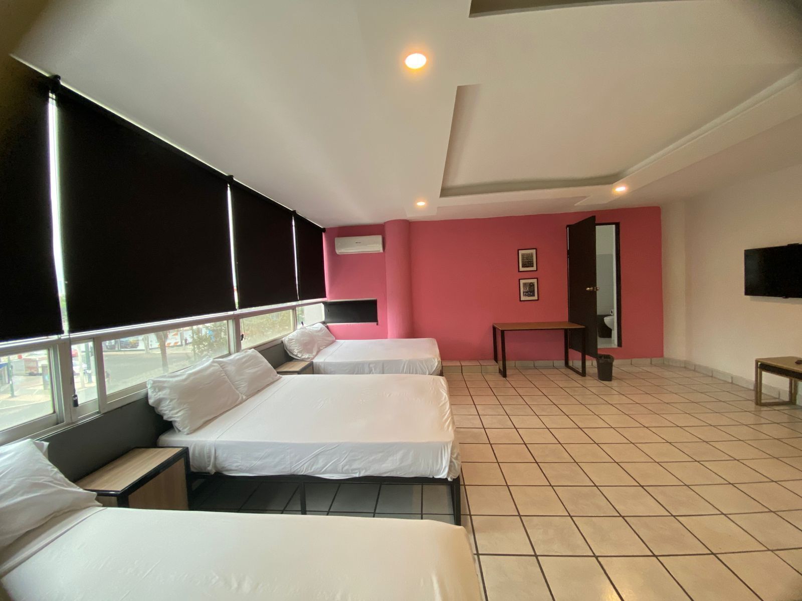 Foto - Unidades Privadas con AC-TV-WiFi y Estacionamiento en Centro de MTY