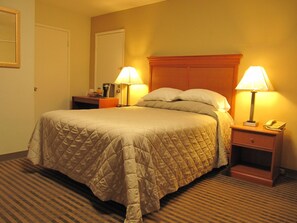 客房, 1 張加大雙��人床, 非吸煙房 | 獨特裝潢、布置獨特、書桌、熨斗/熨衣板