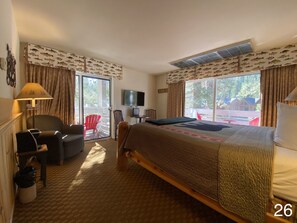 Basic Room, 1 King Bed, Non Smoking | Individually decorated, individually furnished, blackout curtains - River Ranch Lodge & Restaurant (Olympic Valley)