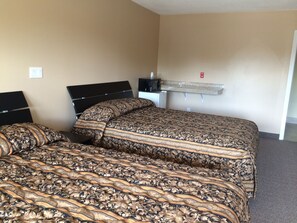 Classic Room, 2 Queen Beds, Non Smoking