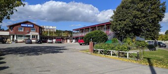 The Barrie Motel