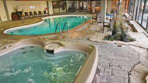 Indoor spa tub