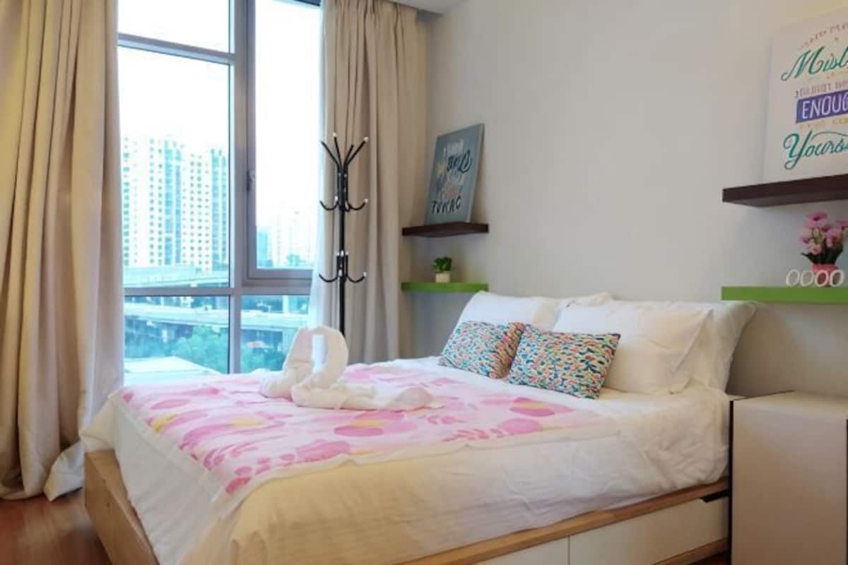 In-room safe, desk, soundproofing, iron/ironing board