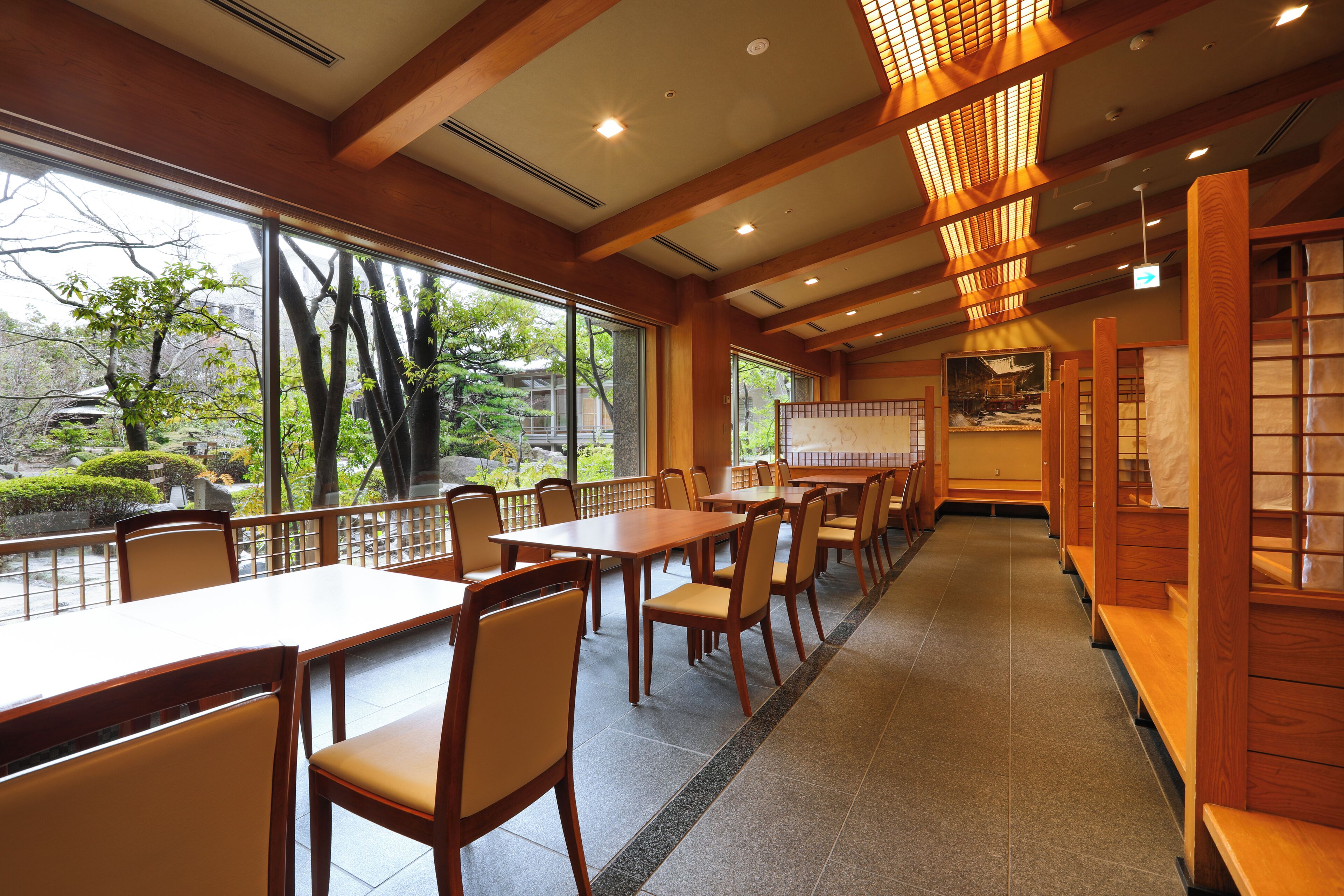 4 restaurants, breakfast, lunch, dinner served; japanese cuisine