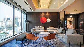 Sala de estar en el lobby