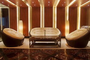 内部エントランス