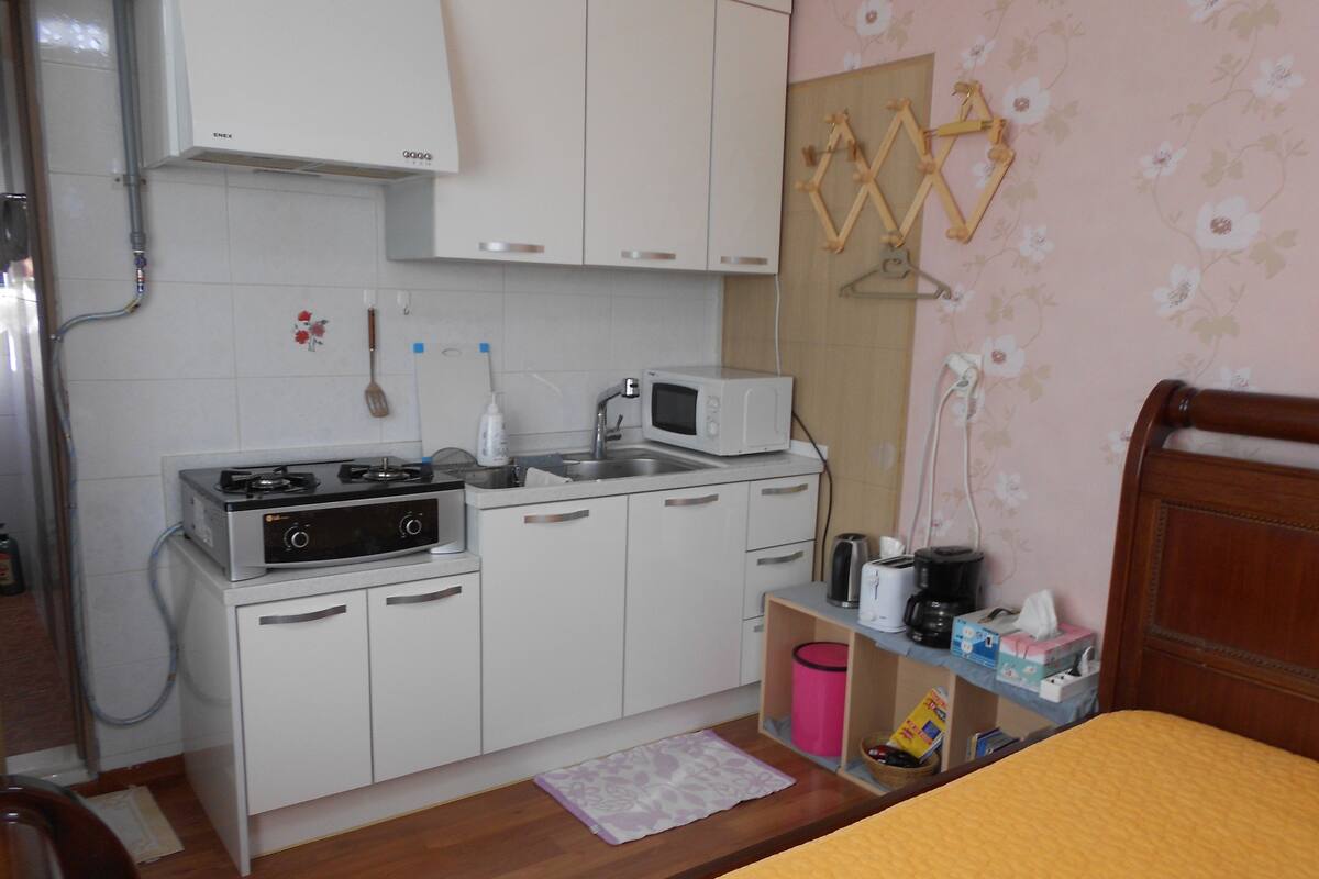 Private kitchenette