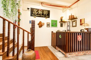 Reception - Palm Mansion Boutique Suites (George Town)