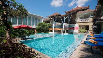 Outdoor pool, pool umbrellas, pool loungers