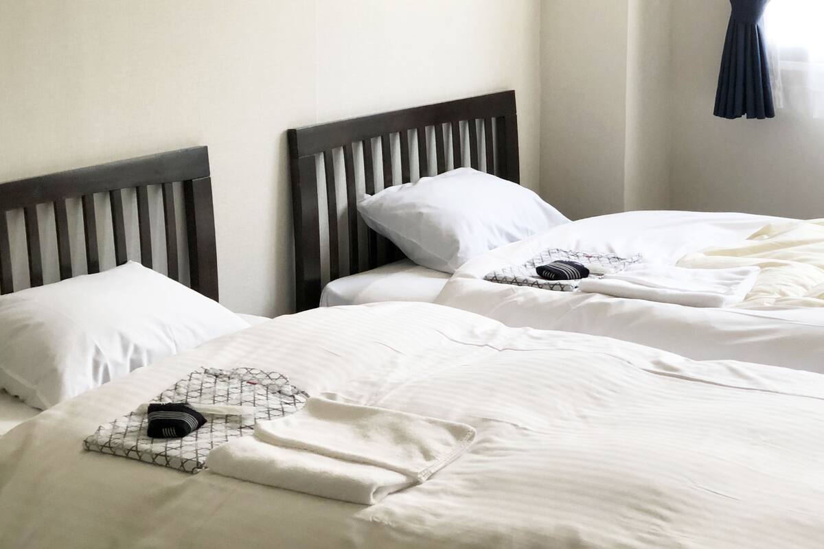 Down comforters, WiFi (free)