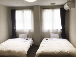 Twin Beds, Non Smoking | Down comforters, free WiFi - Business Hotel Fujimi (Fujiyoshida)