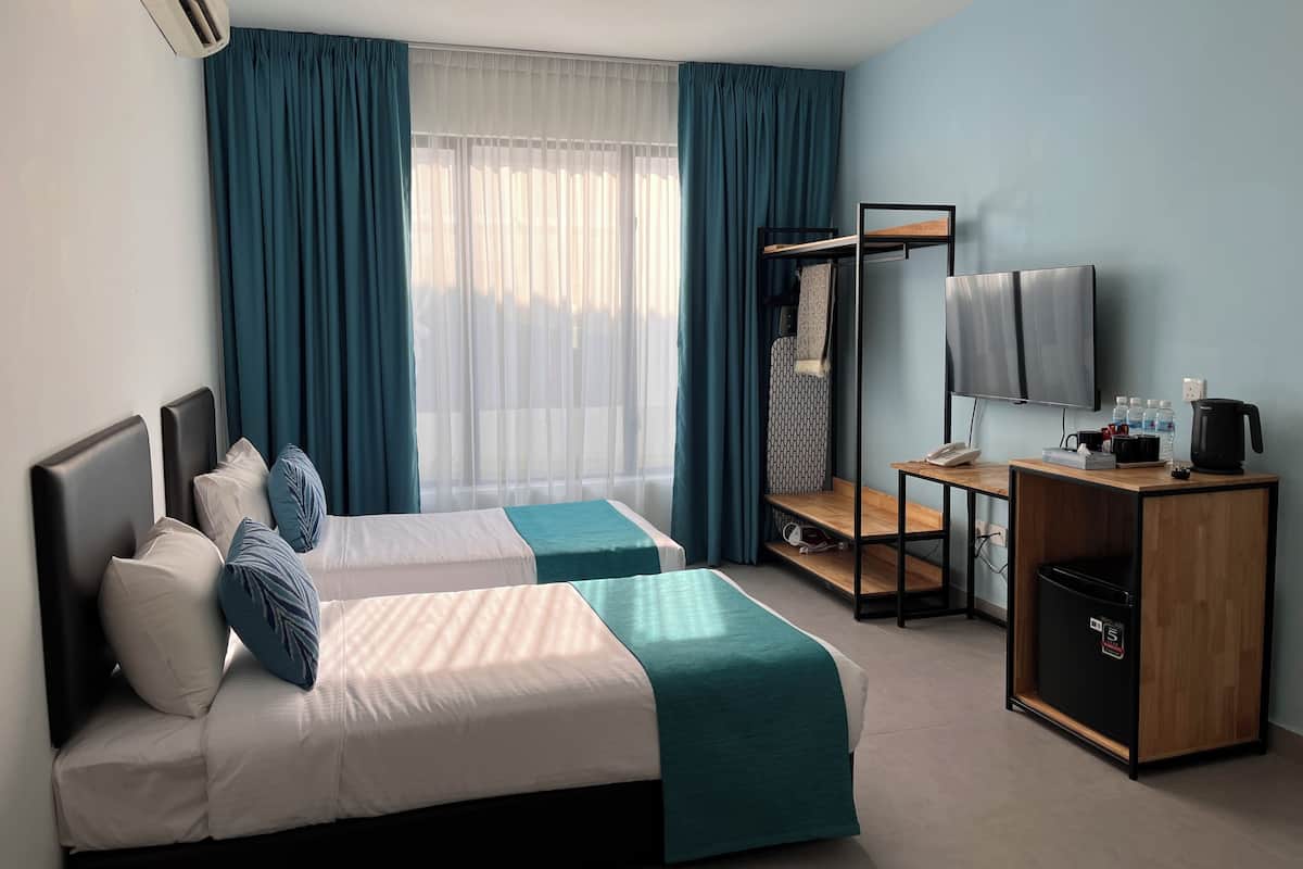 Biệt thự (Jacuzzi) | Minibar, bàn, bàn ủi/dụng cụ ủi quần áo