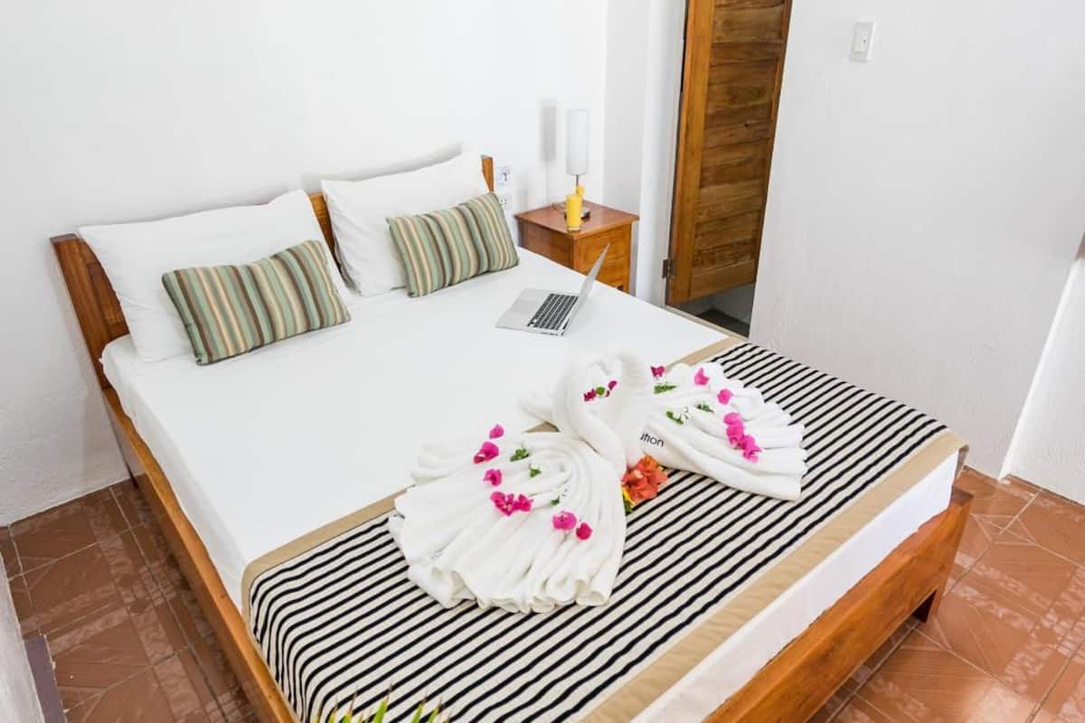 1 bedroom, in-room safe, bed sheets