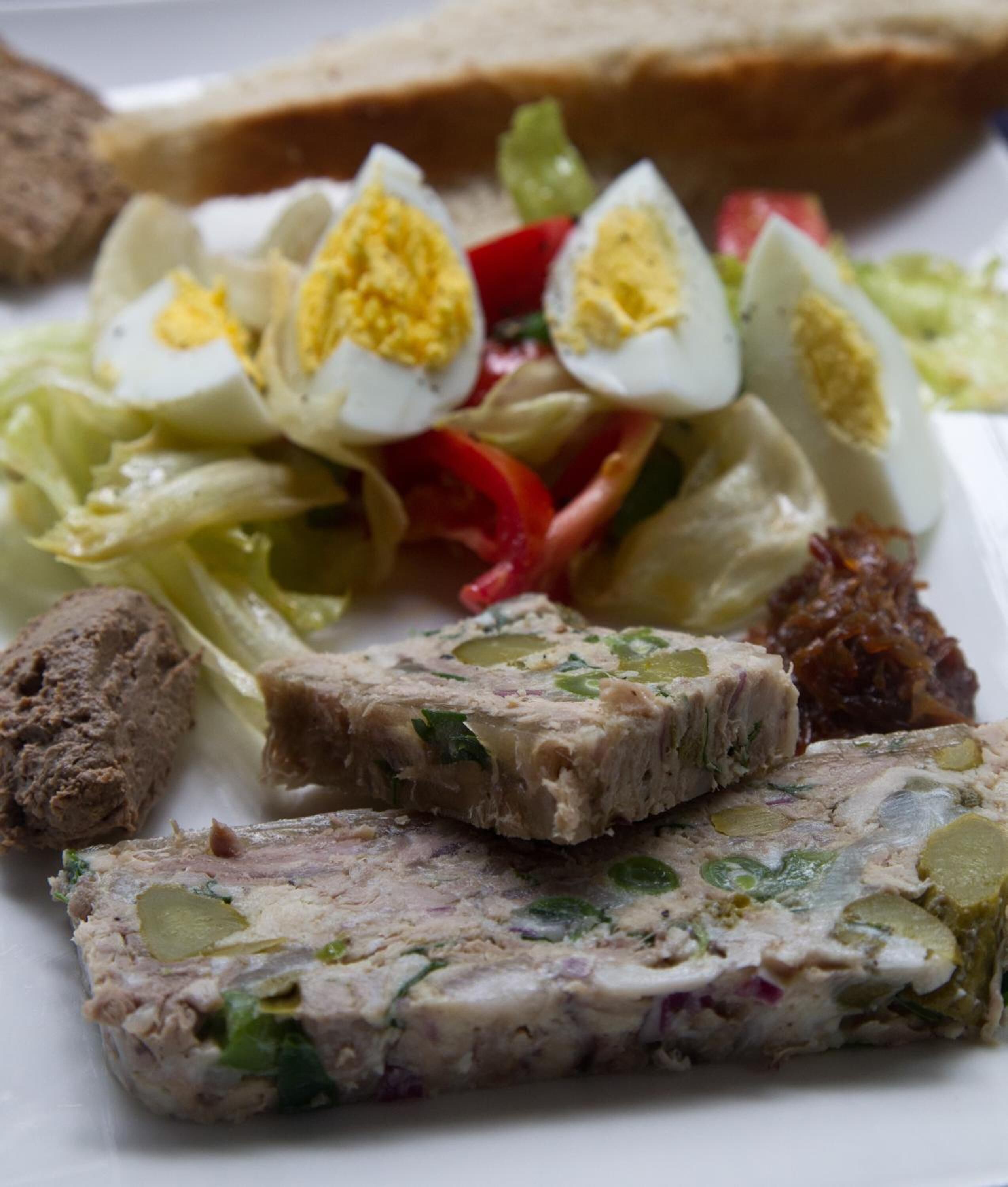 breakfast, lunch, dinner served; fusion cuisine, beach views