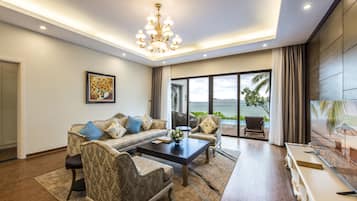 40-inch LCD TV with satellite channels, TV