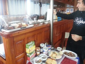 Free daily buffet breakfast