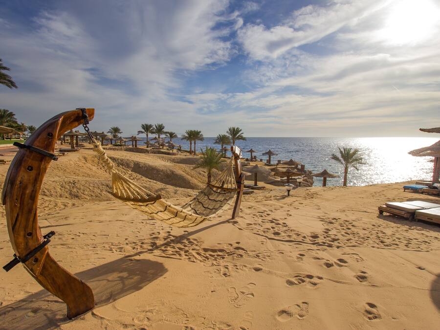 Private beach, free beach cabanas, sun loungers, beach towels