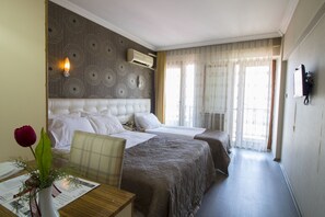 Standard Room | Minibar, desk, blackout drapes, soundproofing - Kocaman Hotel (Izmir)