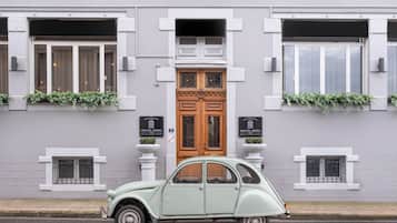 Bagian depan properti