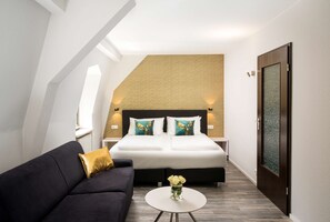 Standard Double Room | In-room safe, desk, iron/ironing board, free cots/infant beds