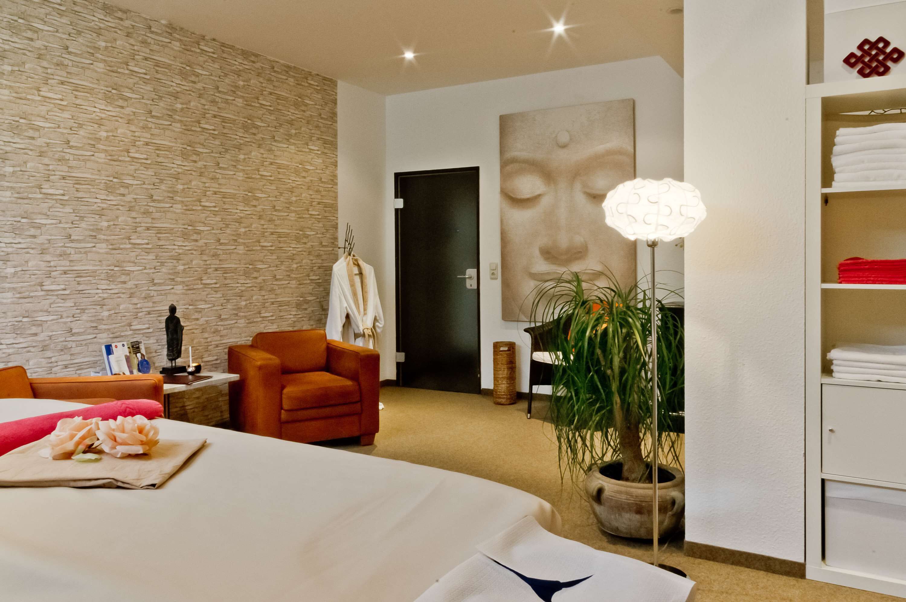 Body treatments, body wraps, facials, Ayurvedic treatments, massages