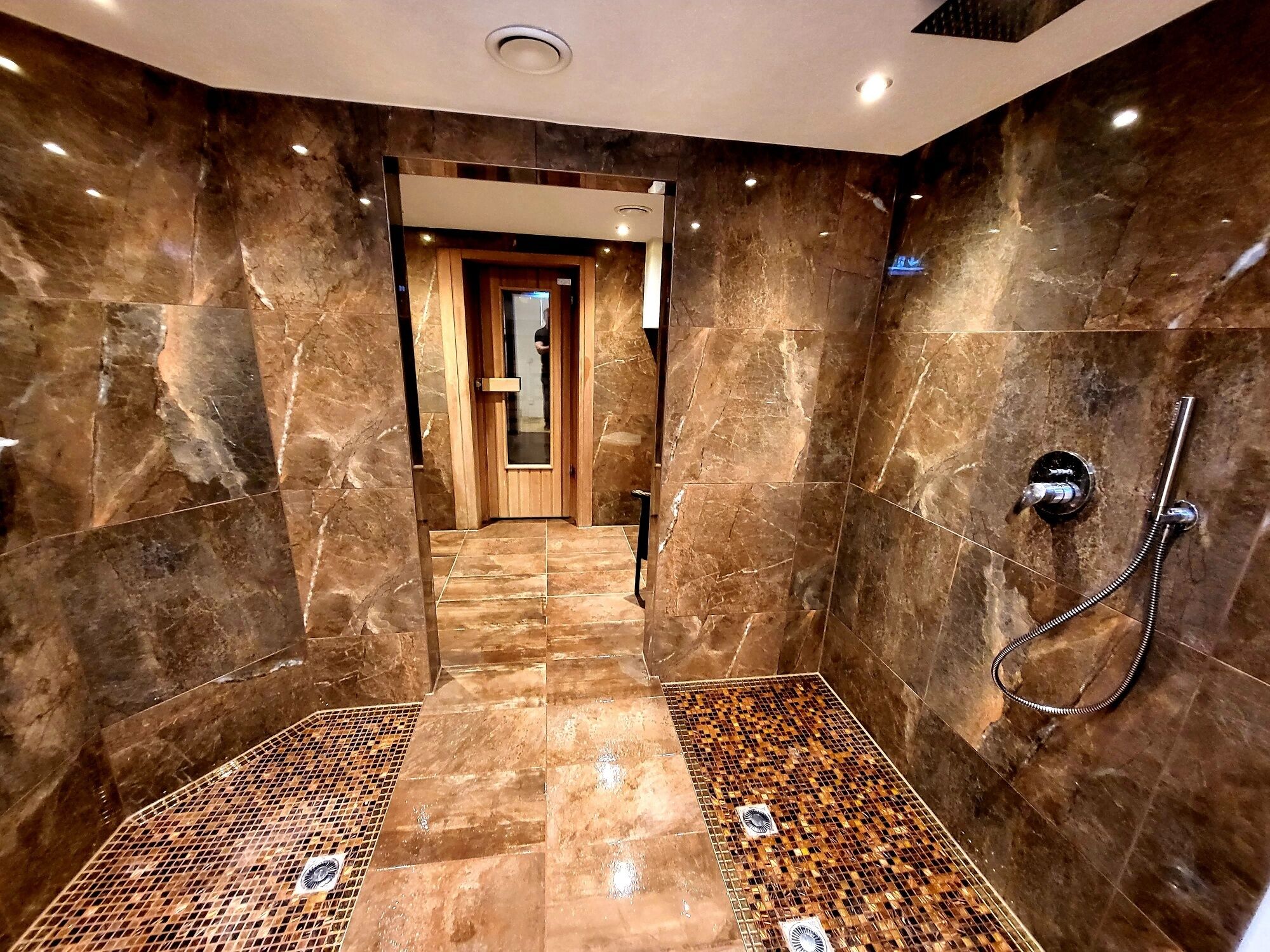 body treatments, body wraps, facials, ayurvedic treatments, massages