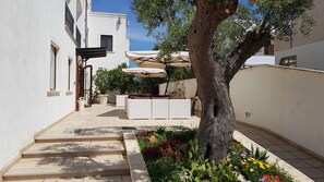 Courtyard - Hotel Victoria (Carovigno)