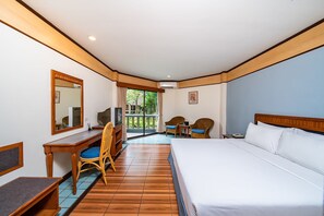 Superior Double - Botany Beach Resort Pattaya (Sattahip)