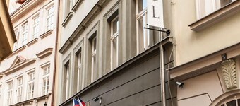 Dolce Vita Suites Hotel