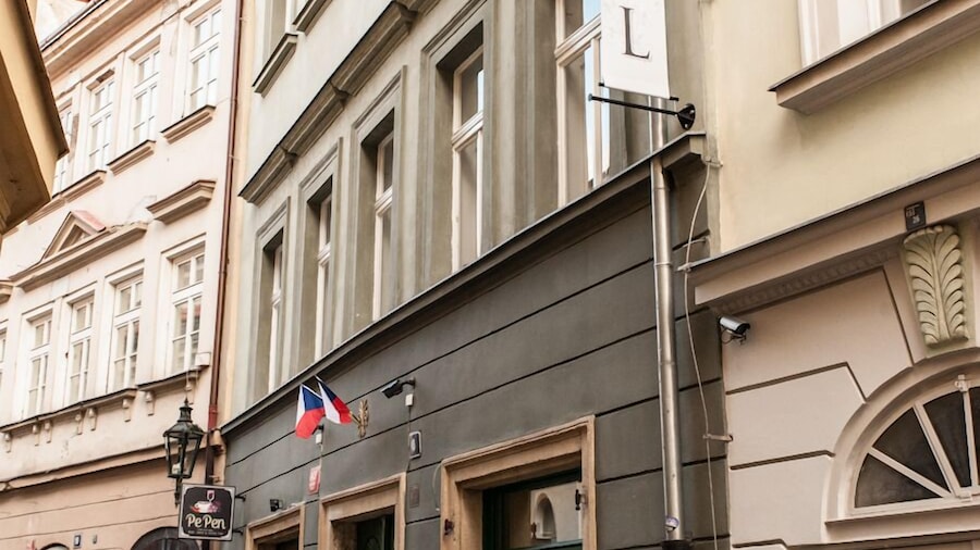 Dolce Vita Suites Hotel