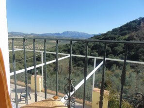 Double or Twin Room, Private Bathroom, Mountain View | Exterior - Hotel Sierra de Araceli (Lucena)