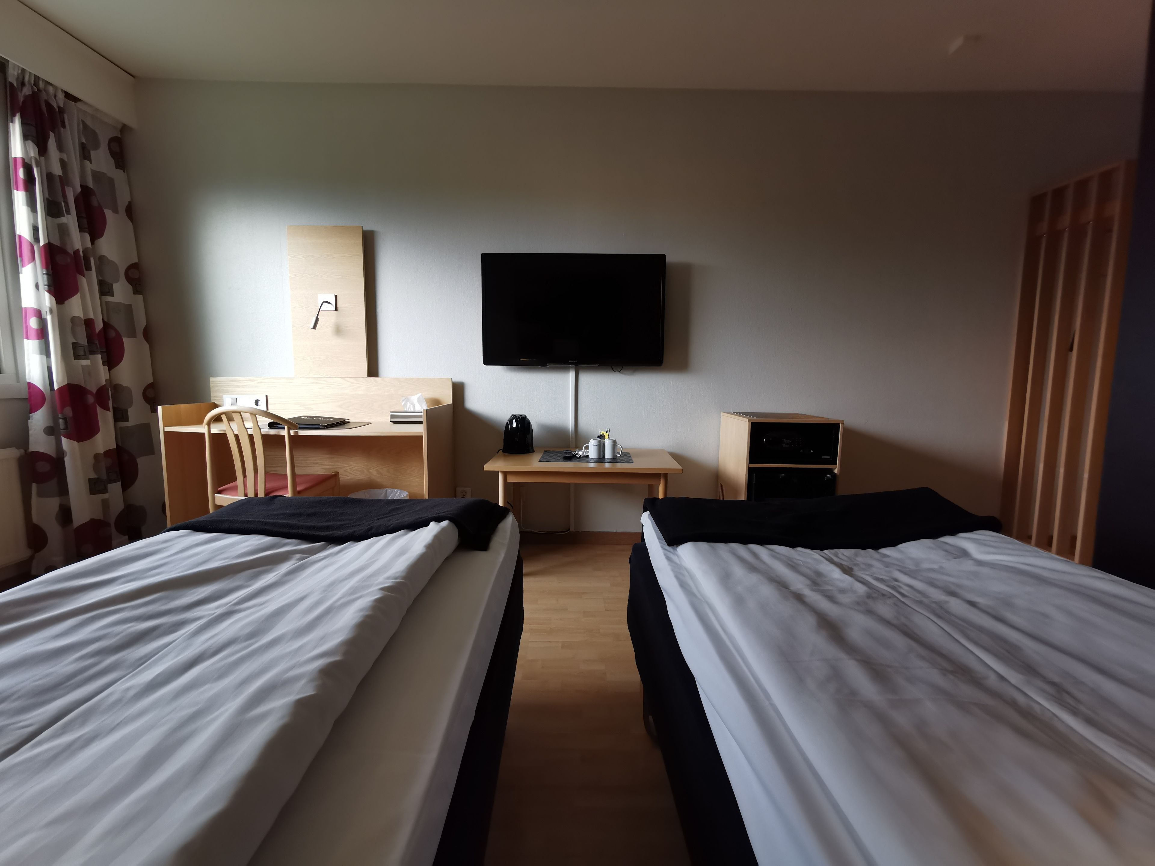 In-room safe, desk, soundproofing, iron/ironing board