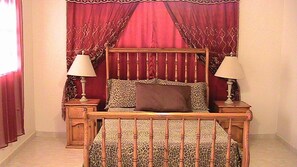 Comfort Room, 1 Queen Bed, Garden View, Garden Area | Premium bedding, down comforters, iron/ironing board, free WiFi - Villa Prosper Guest House (Plaine-du-Nord)