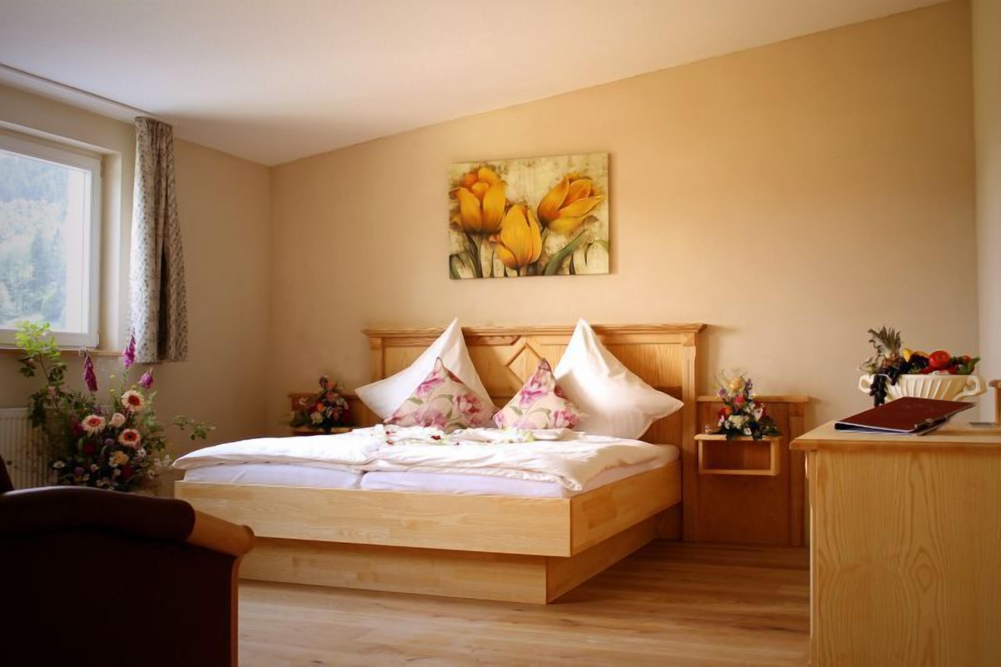 superior double room | soundproofing, cots/infant beds, free wired internet