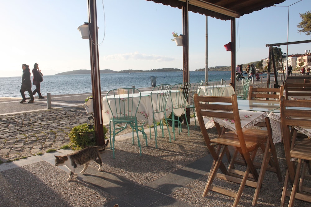Foca Kumsal Hotel