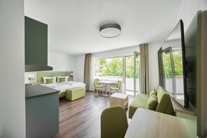 Studio, Non Smoking, Balcony | Premium bedding, desk, laptop workspace, blackout drapes - Hotel Marias Inn Bed & Breakfast  (Garching)