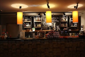 Bar (en el alojamiento)